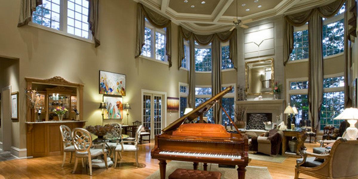 10 Best Ways to Decorate High-Ceiling Interiors - Archeworks