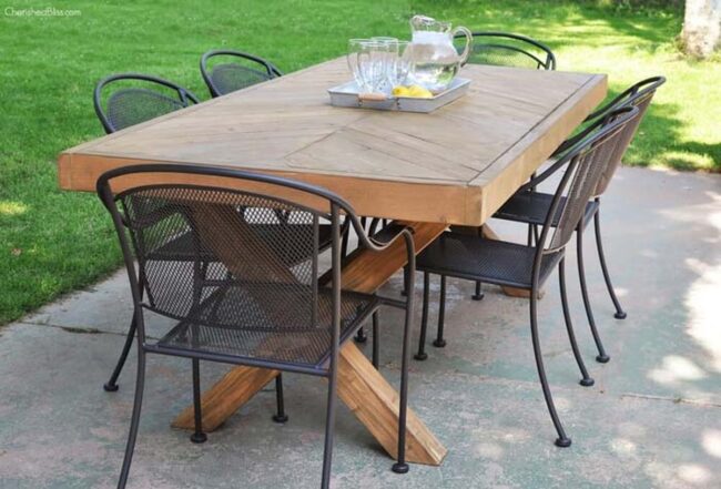Weathered Oak Dining Centerpiece Outdoors