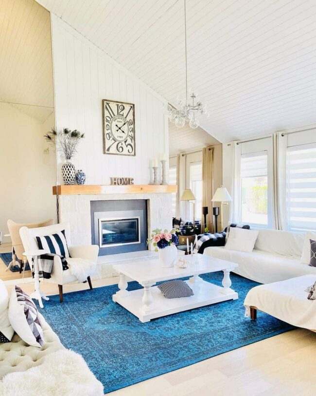 Blue Wave Illuminates Spacious Interior