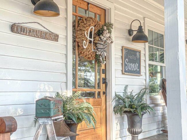 Monochrome Welcome Black Anchor Entryway