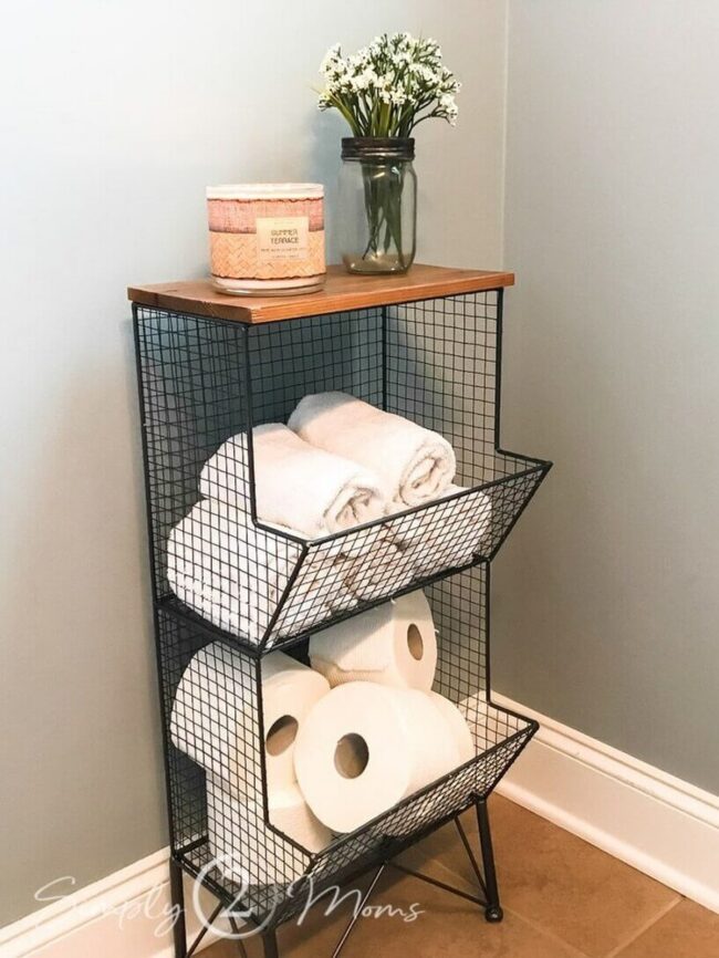 Industrial Mesh Towel Storage Stand