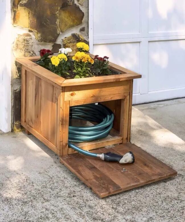 Green Sanctuary Garden Hose Haven
