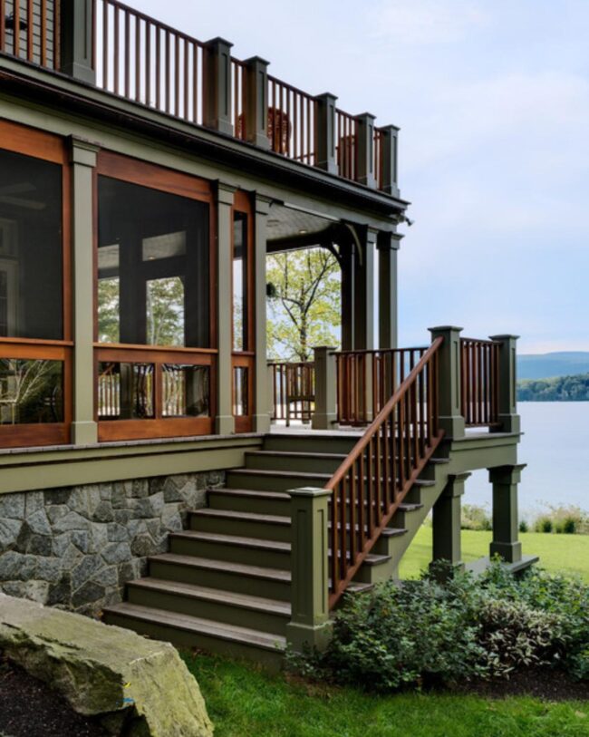 Forest Green Porch Edge Sophistication