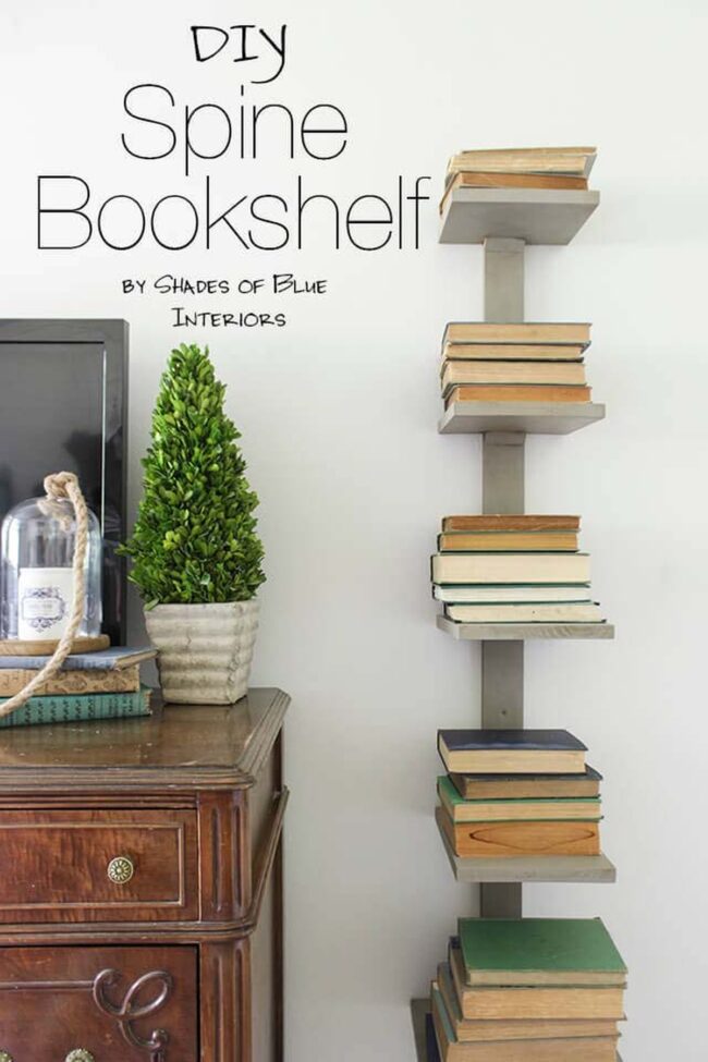Vertical Pine Ladder Bookshelf Charm