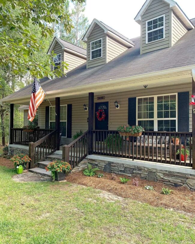 Neutral Charm Meets Patriotic Porch