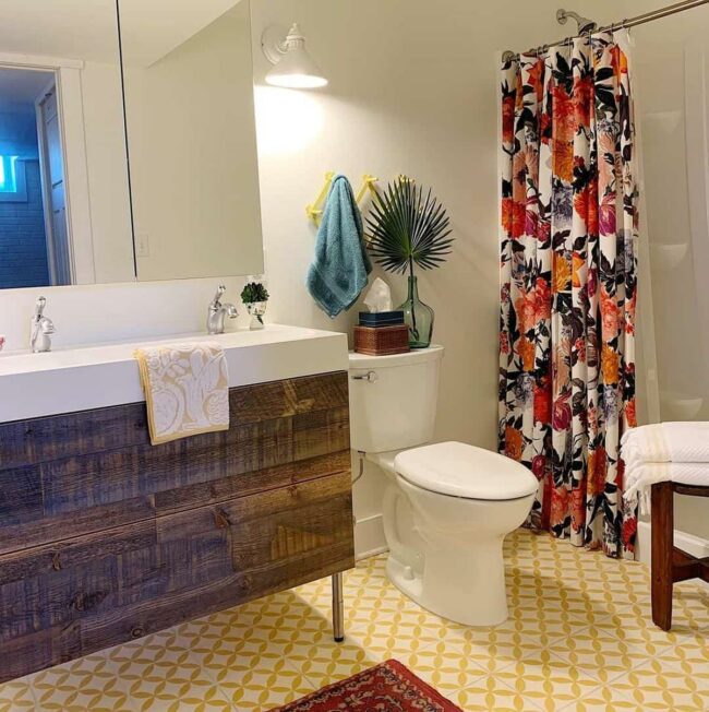 Sunshine Yellow Vintage Bath Remix