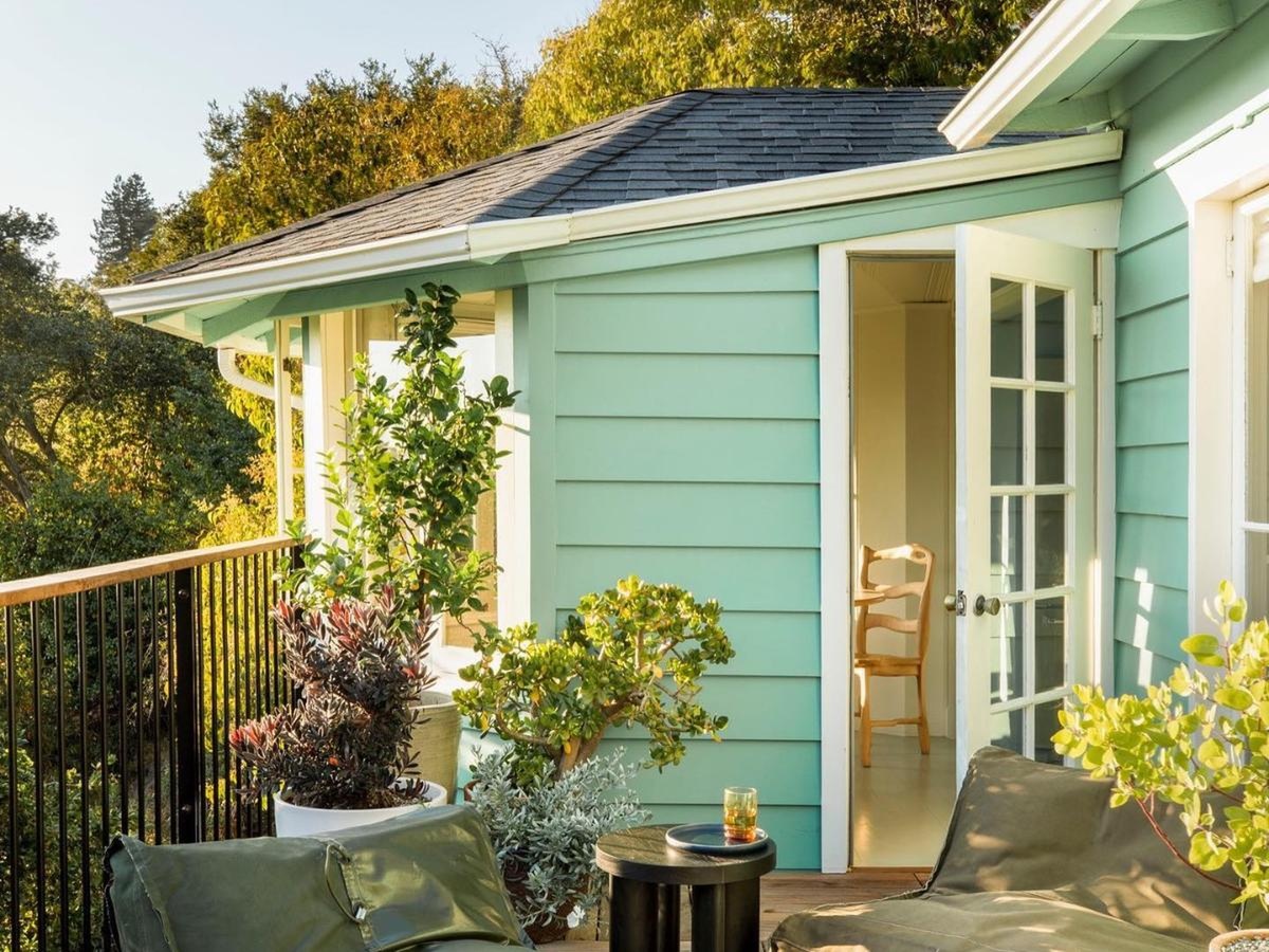 13 Stunning Green Exterior Colors to Transform Your Home - Archeworks