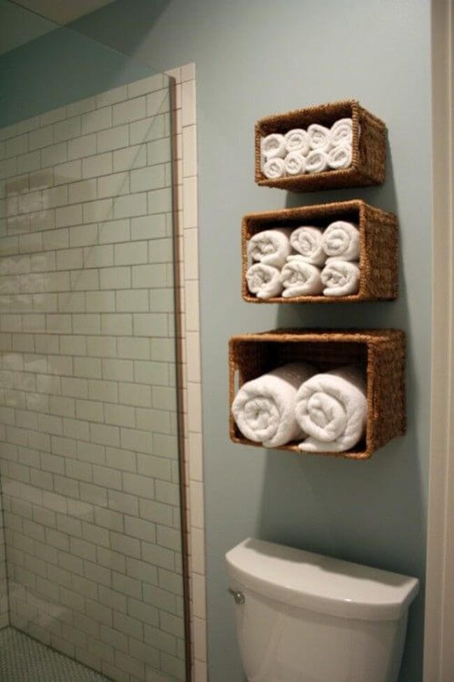 Vertical Metal Towel Basket Storage