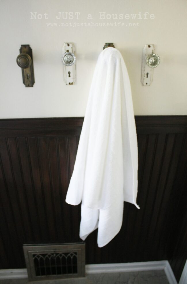 Vintage Doorknob Hooks Reimagined