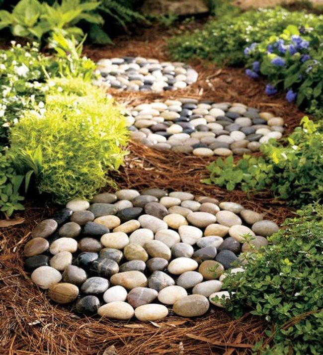 Organic Gray Stones Sculpt Landscape