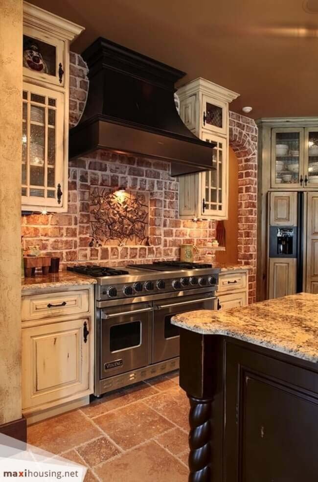 Weathered Brick Kitchen Charm