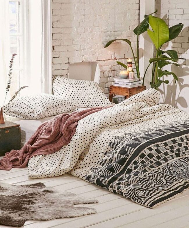 Earthy Bohemian Layers Intertwine Freely