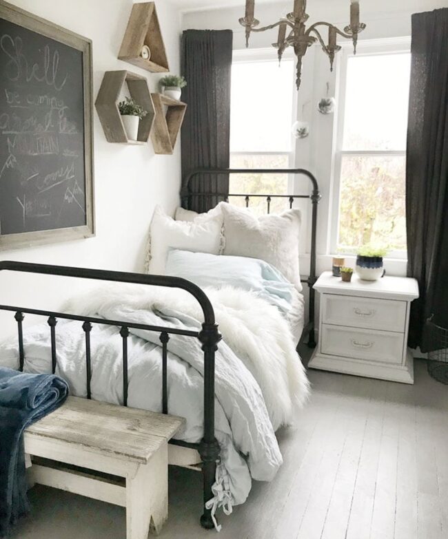 Monochrome Chic Silver Whispers