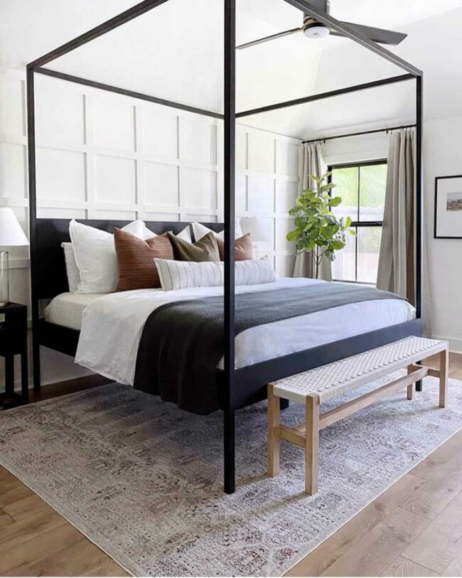 Monochrome Woven Wood Haven