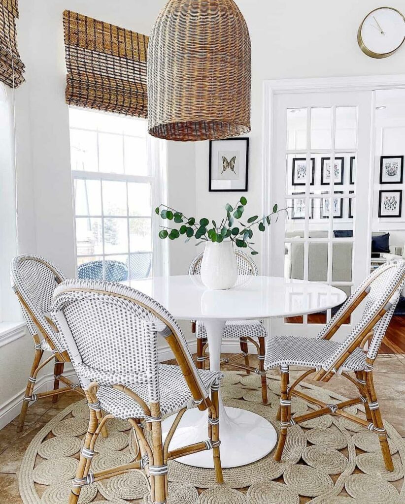 Picture of 26 Beautiful Farmhouse Breakfast Nook Ideas to Brighten Your Mornings ...