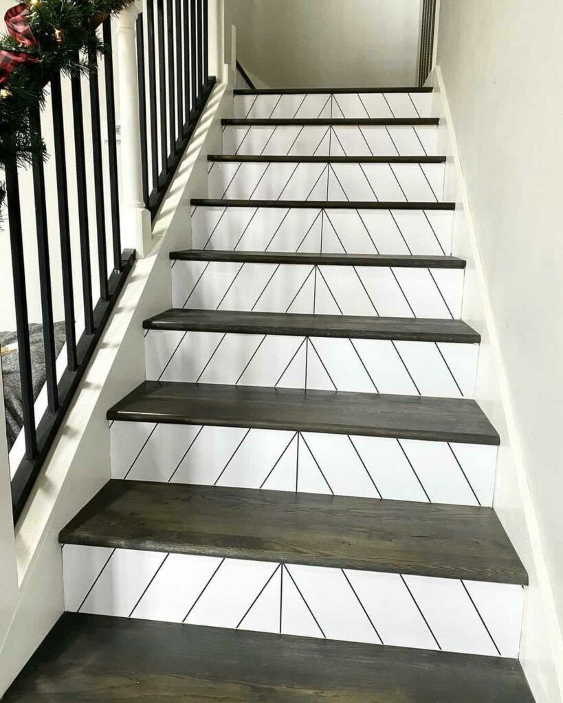 28 Elegant Black and White Stairs Ideas for Timeless Homes - Archeworks