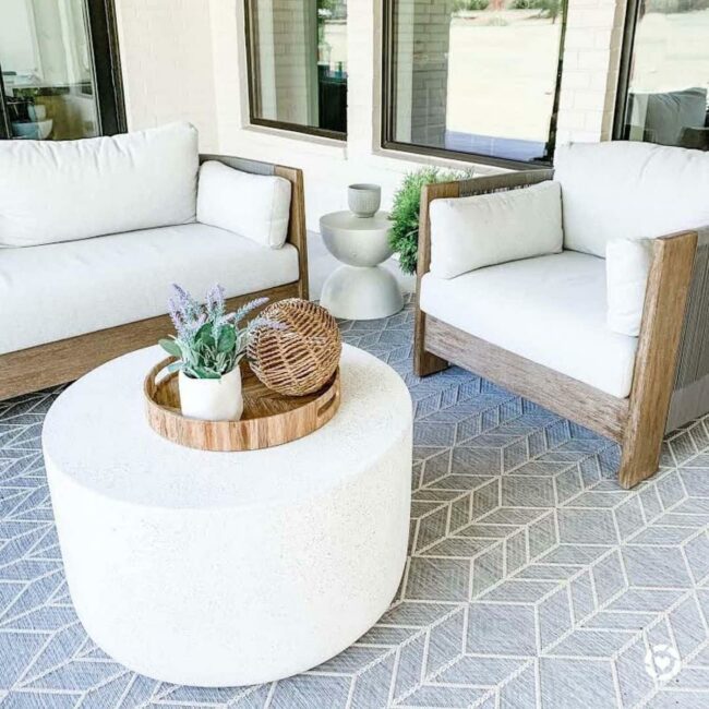 Coastal Whites Wooden Sanctuary Retreat