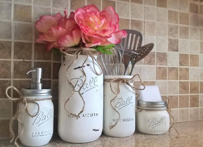 Rustic Mason Jars: Kitchen Salvation