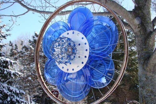 Blue Wheel Garden Sculpture Symphony