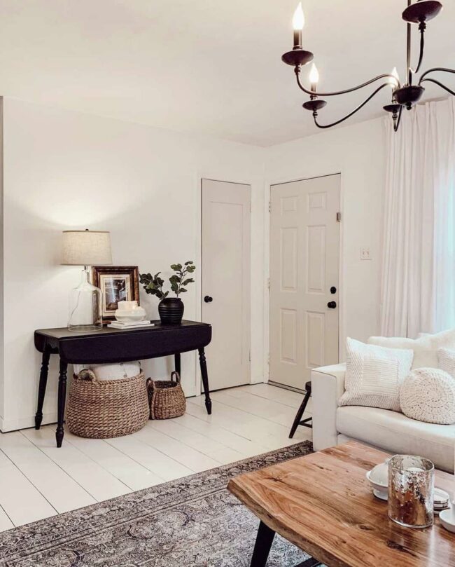 Black Console Bold Farmhouse Entry