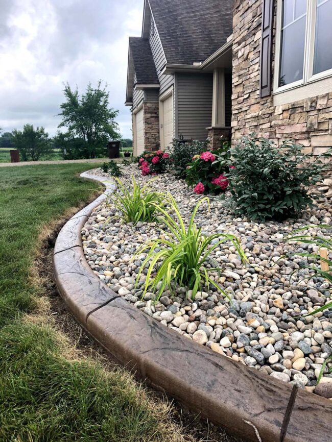 River Rocks Redefine Garden Landscaping