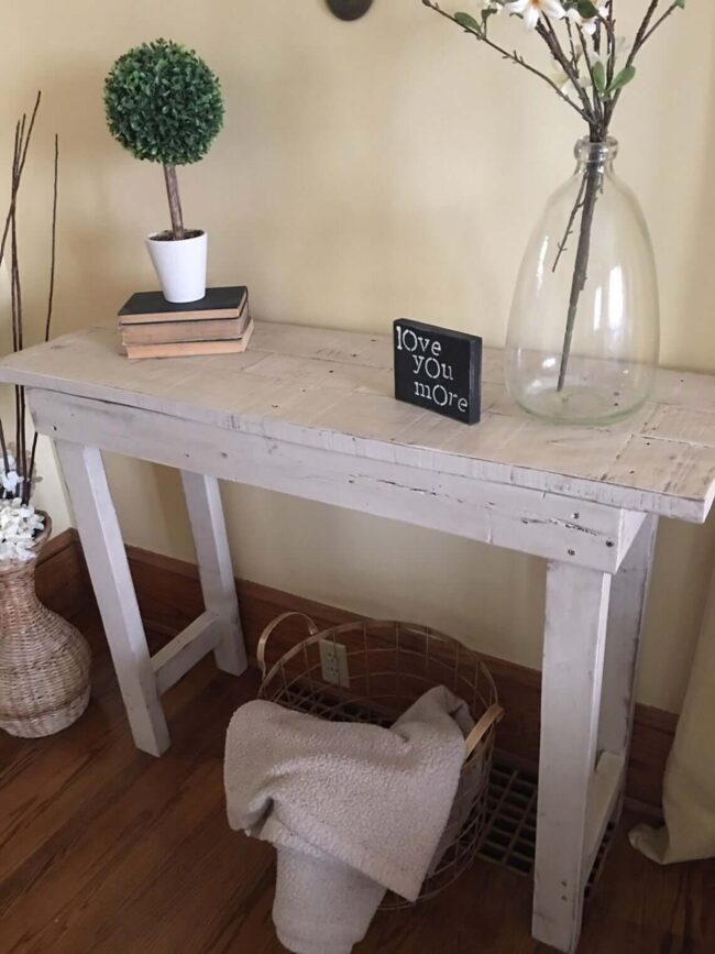 Rustic White Pinewood Farmhouse Table