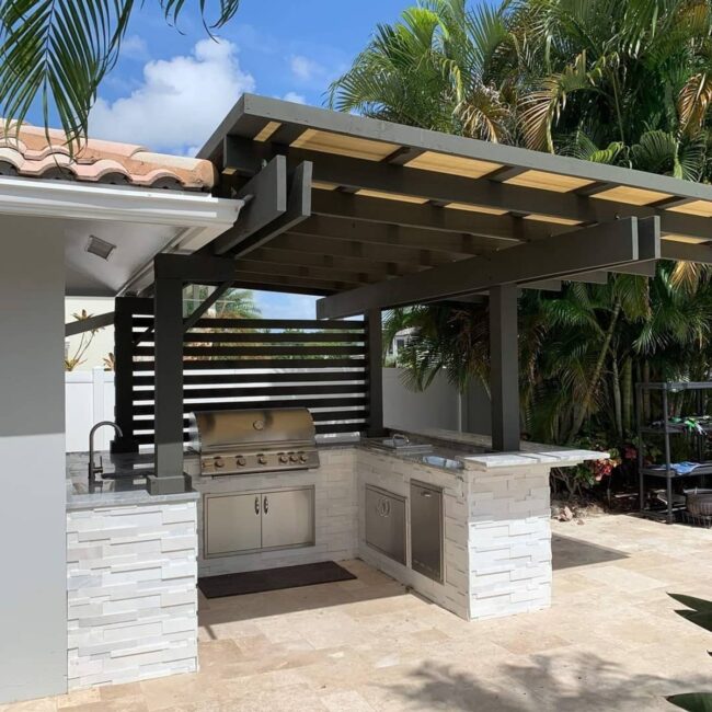 Compact Pergola Grill Haven Wood