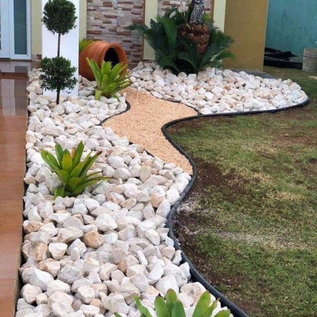 Tropical Palm Entrance Garden Oasis