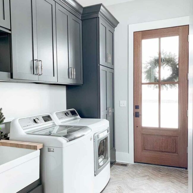 Brown Herringbone Waves Laundry Space