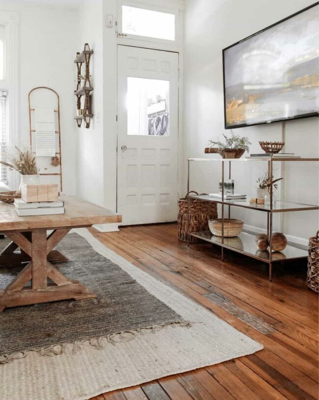 Luxe Gold Glass Entryway Symphony