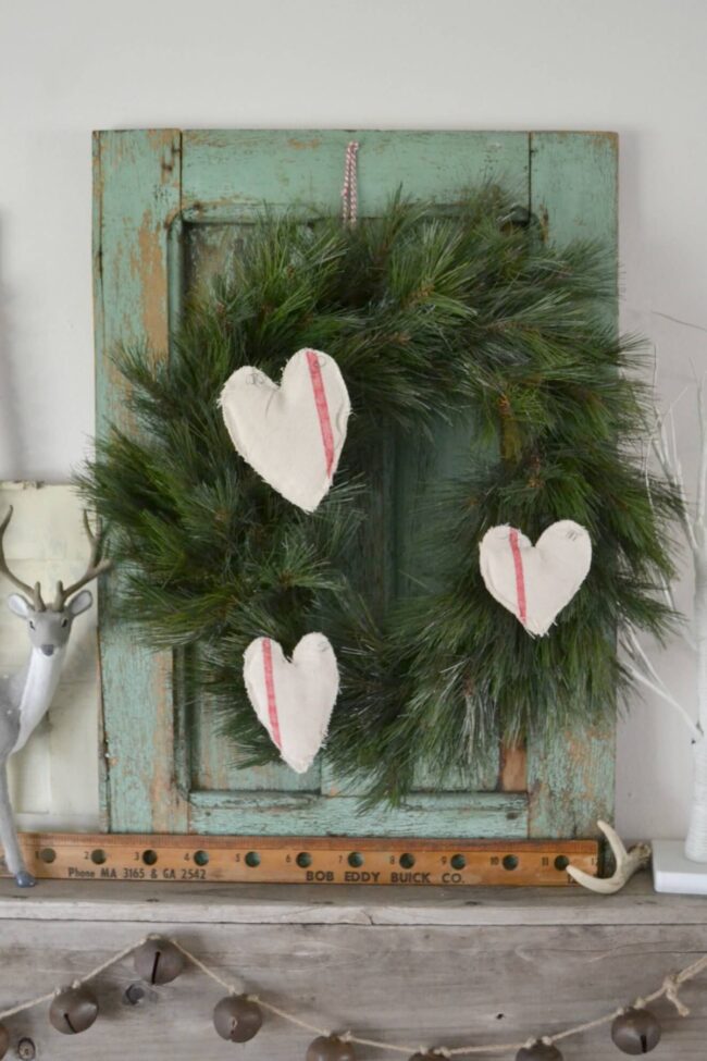 Rustic Pine Ribbons Christmas Walls