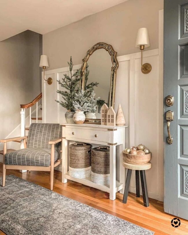 Antique Bronze Whispers White Panels