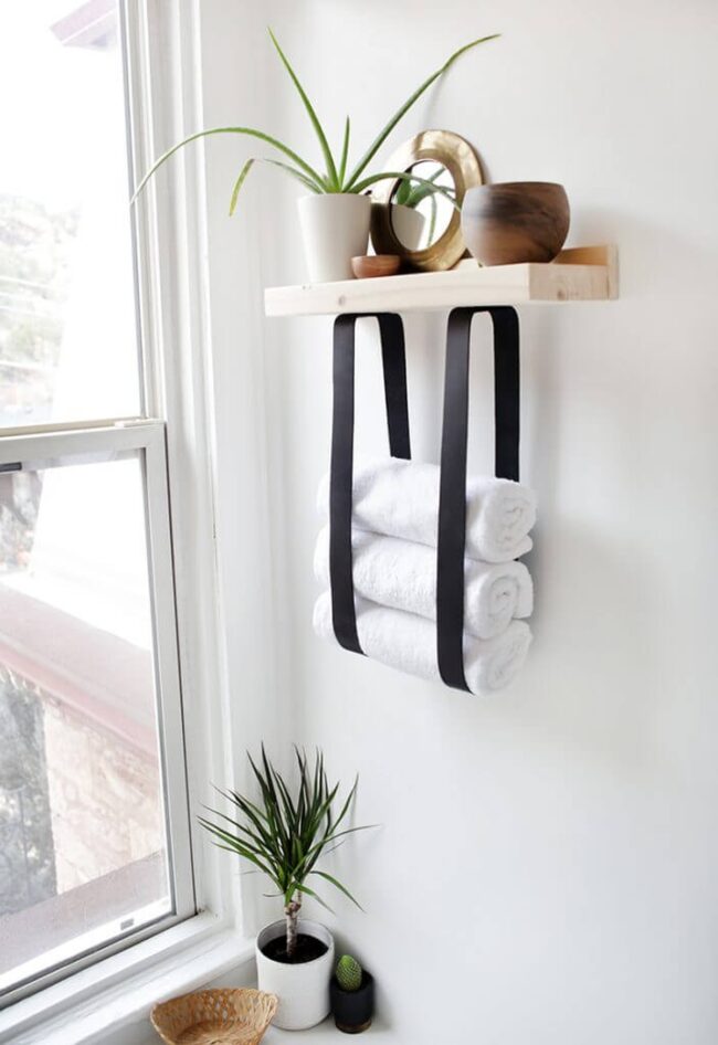 Vertical Steel Towel Storage Solution