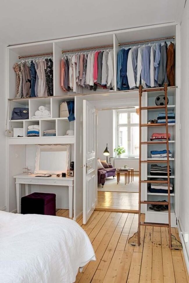 Vertical Harmony in Compact Bedroom Sanctuary
