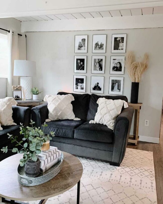 Charcoal Statements Monochrome Memories