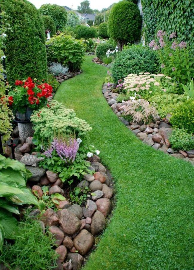 Stone Boundary Garden Edge Design