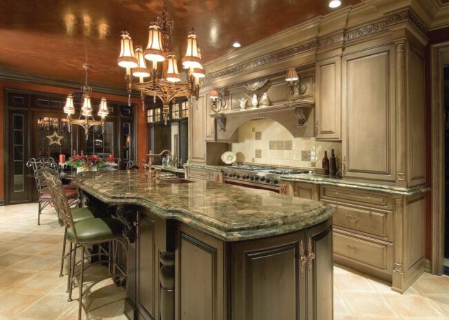 Marble Curves Timeless Kitchen Refinement