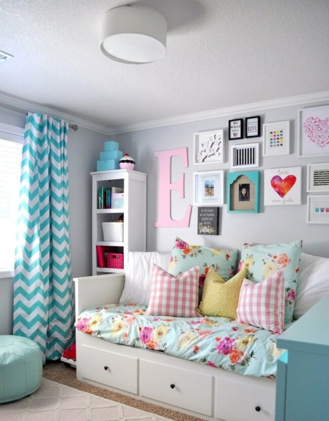 Charcoal Walls Quiet Reading Corner