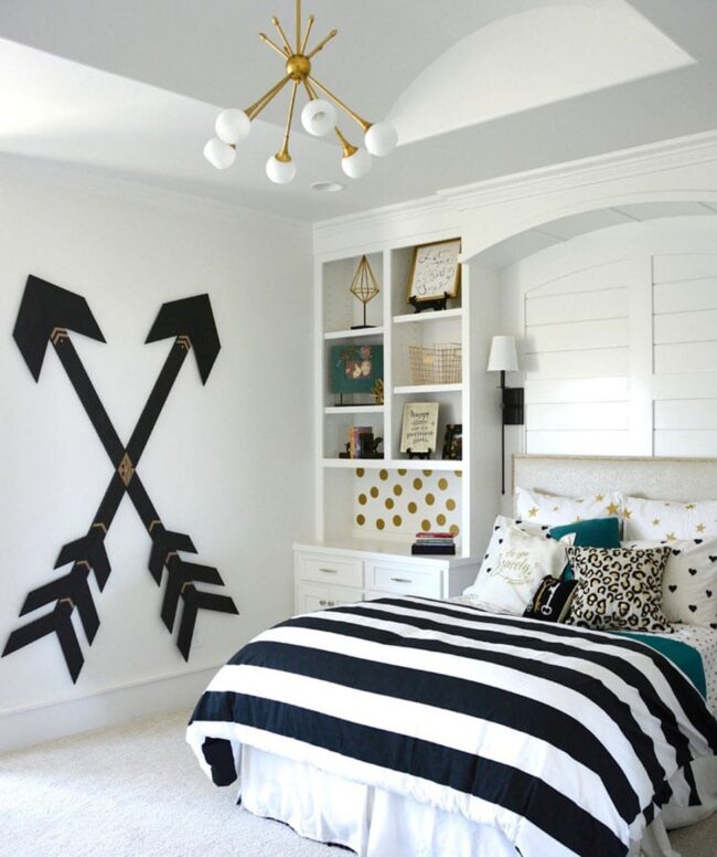 Black Arrows Slice Modern Bedroom Design