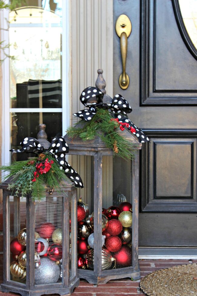 Festive Red Berry Christmas Lamps