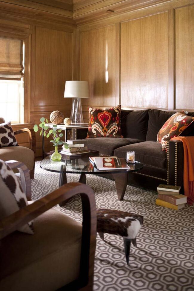 Walnut Wood Brown Leather Sanctuary