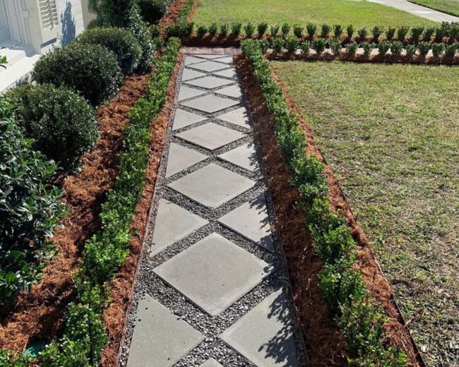Diamond Gravel Path Modern Landscaping