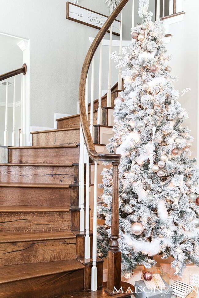 White Garland Winter Tree Magic