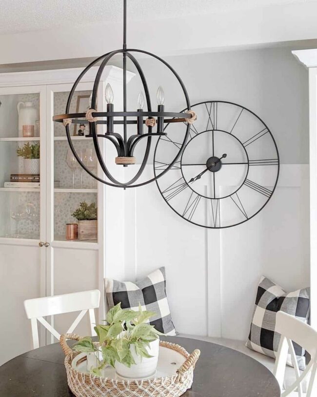 Noir Chandelier Crowns Wooden Retreat