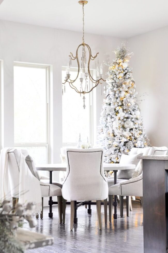 White Pine Magic Holiday Dining Space