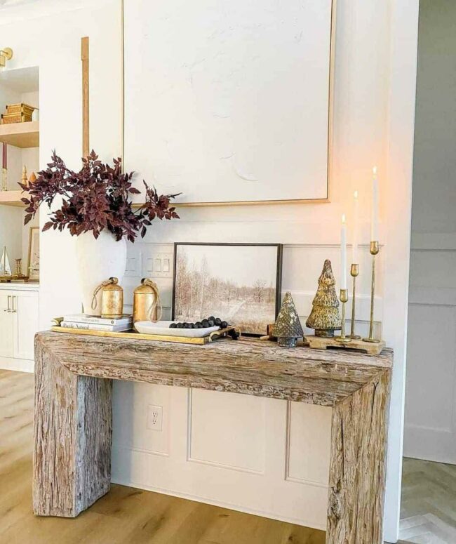 Modern White Plaster Wall Statement Piece