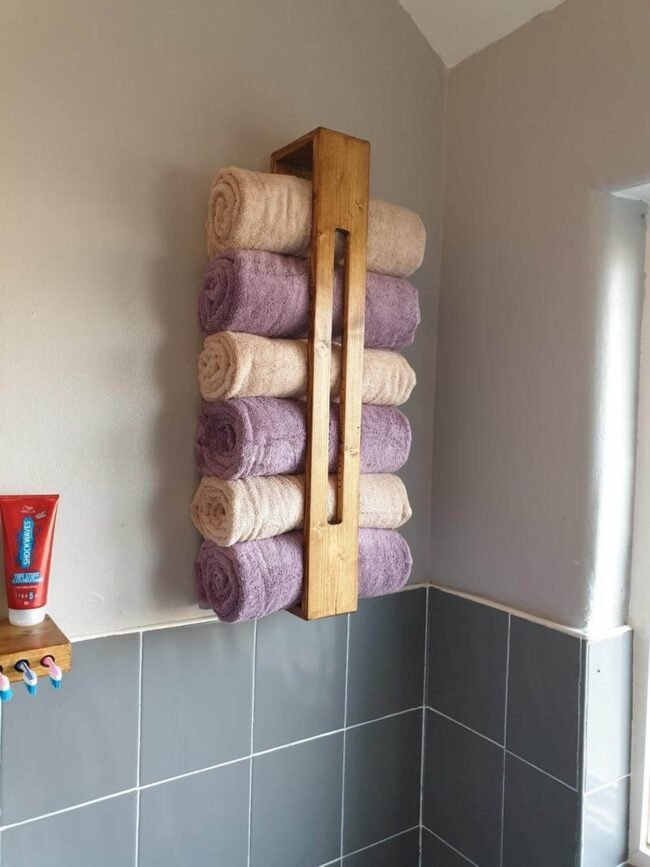 Rustic Vertical Wood Towel Rack