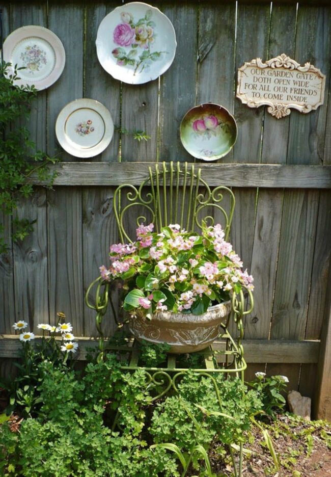 Green Revival Metal Chair Garden