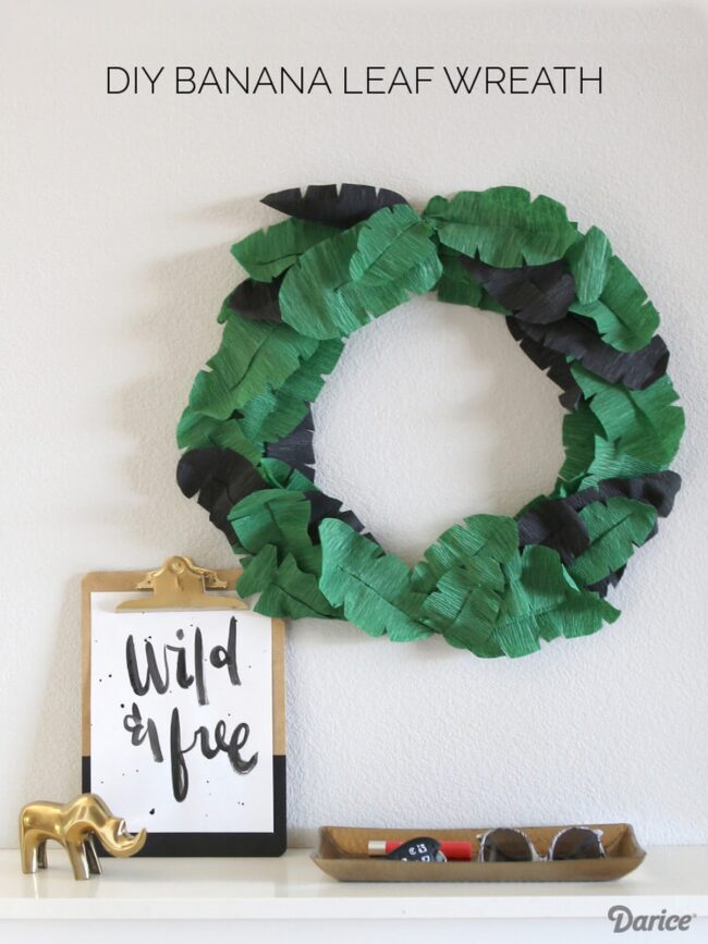 Verdant Banana Leaf Wreath Charm