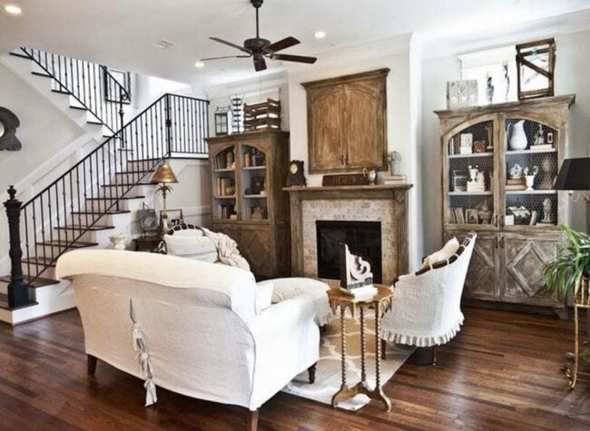 Southern Spacious Manor Ivory Columns